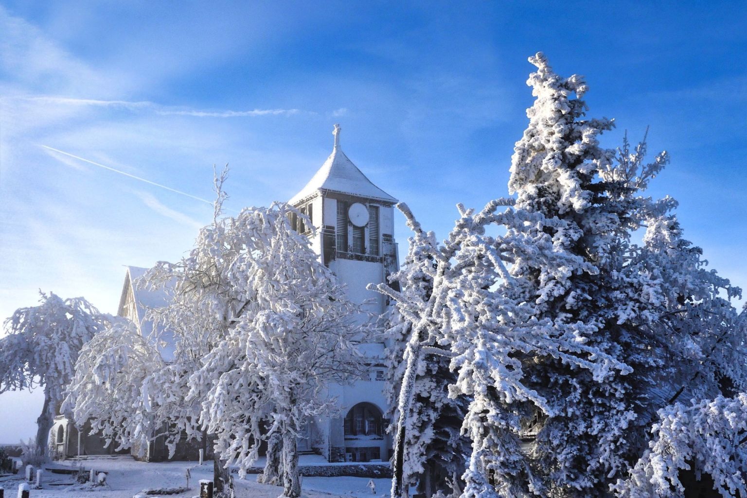 Zinnwald Kirche im Winter